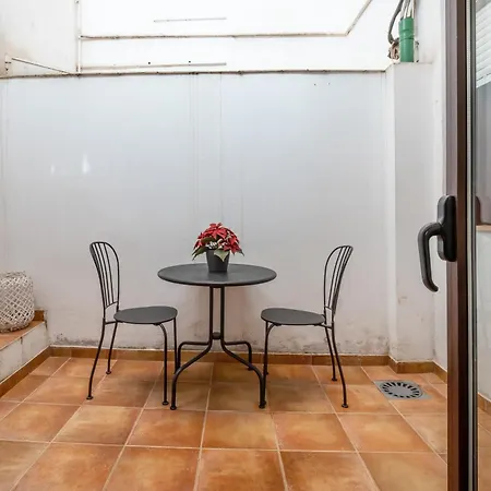 Apartment Encanto En La Juderia: Con Patio
