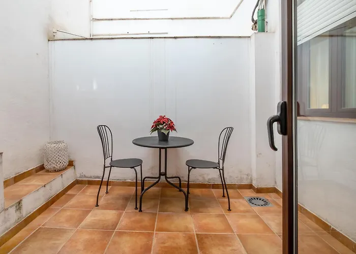Apartmán Encanto En La Juderia: Con Patio
